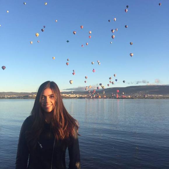 Meet your Posher, Ivana - Picture 1 of 1